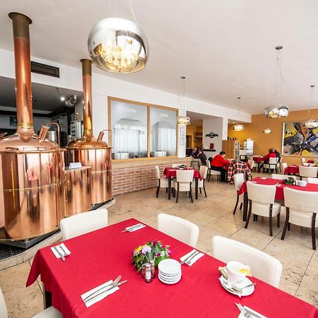 Mestsky Hotel Bobik Volary Ngoại thất bức ảnh
