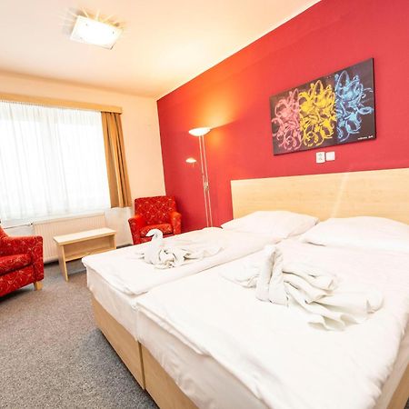 Mestsky Hotel Bobik Volary Ngoại thất bức ảnh
